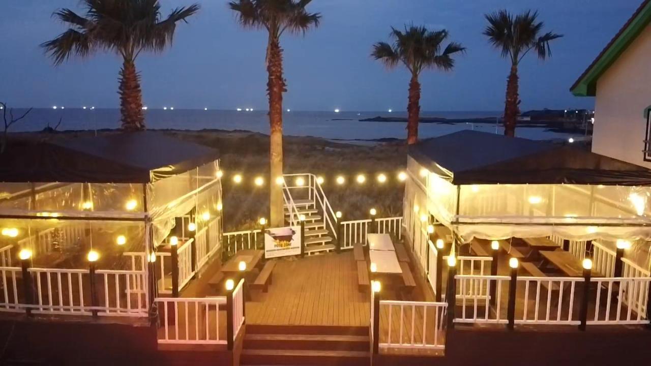 Morning Beach Pension Jeju Exterior photo