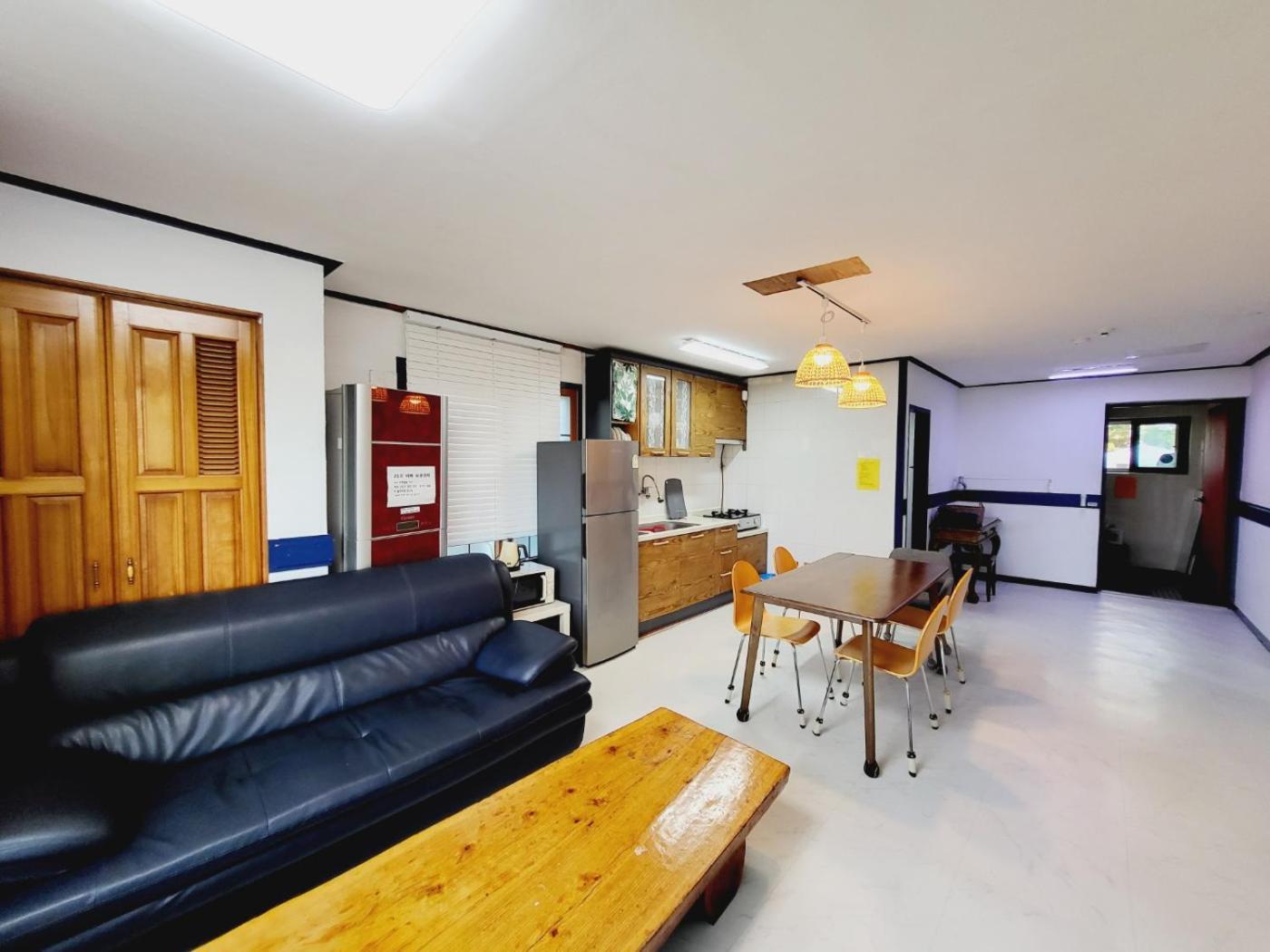 Morning Beach Pension Jeju Exterior photo